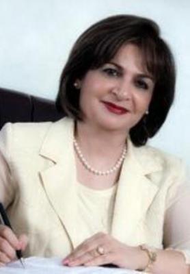 منى يوسف المؤيد